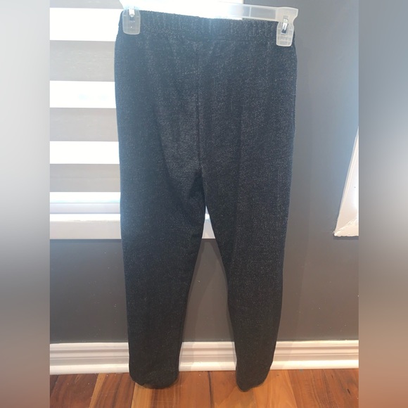 ROOTS Women’s Organic Original Cuff Sweatpants in Black Pepper - Picture 4 of 4